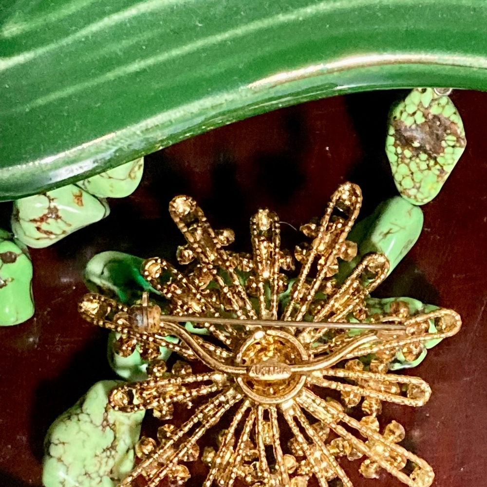 VTG Austrian Blue Crystal Starburst Brooch - Picture 5 of 6